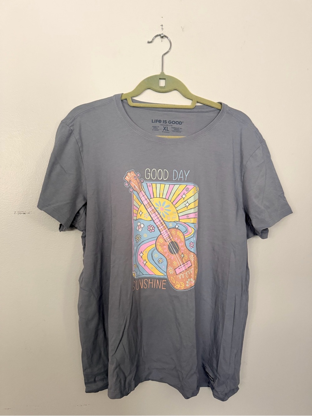 Life is Good XL Good Day Sunshine Guitar Graphic Tee Gray